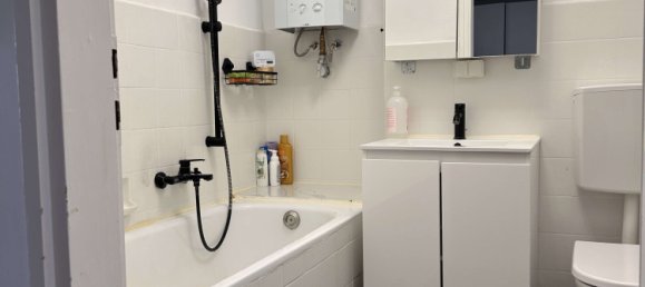 Apartamento de 2 habitaciónes en Furth, Germany No. 272794 12