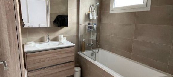 2 Schlafzimmer Wohnung in Chatou, France, Nr. 132911 9