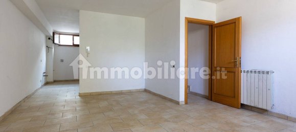3 Schlafzimmer Haus in Valmontone, Italy, Nr. 210915 13