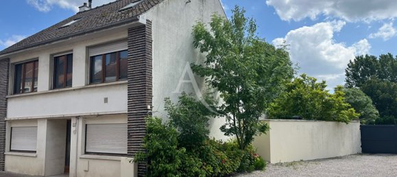 6 bedrooms Villa in Saint-Omer, France No. 61689 10