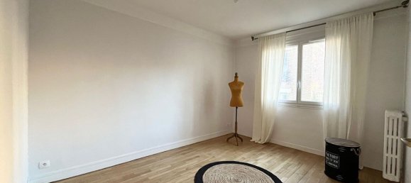 Квартира с 2 спальнями в Фонтене-су-Буа, Франция № 188855 3