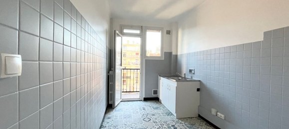 Квартира с 2 спальнями в Фонтене-су-Буа, Франция № 188855 6