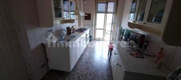 Apartamento de 3 dormitorios en Avellino, Italy No. 83907 29