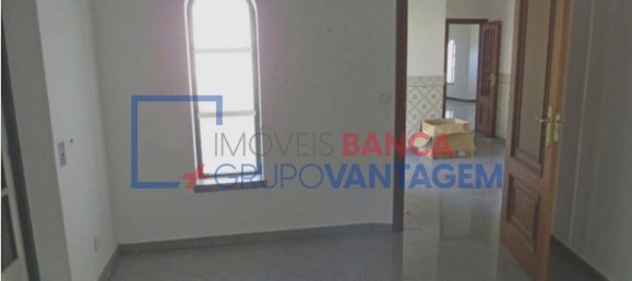 Дом с 4 спальнями в Элваш, Португалия № 142214 6