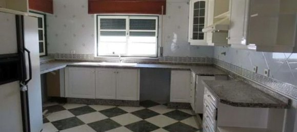 Дом с 4 спальнями в Элваш, Португалия № 142214 15