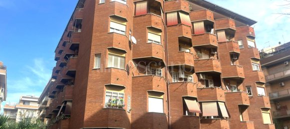 4 rooms Penthouse in Rome, Italy No. 155586 10