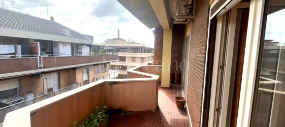 4 rooms Penthouse in Rome, Italy No. 155586 5