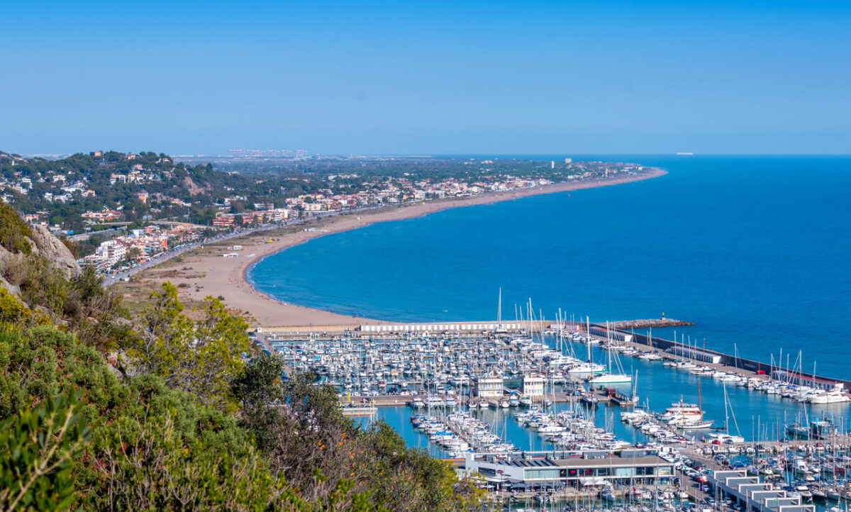 Propiedad comercial en Castelldefels, Spain 2376 m² No. 289752