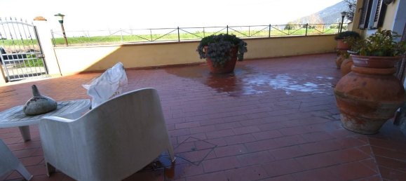 4 Schlafzimmer Haus in San Giuliano Terme, Italy, Nr. 325767 32