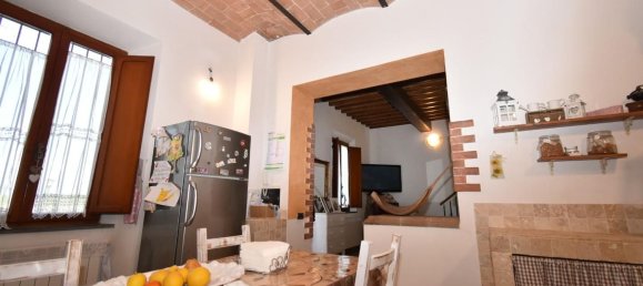4 Schlafzimmer Haus in San Giuliano Terme, Italy, Nr. 325767 16