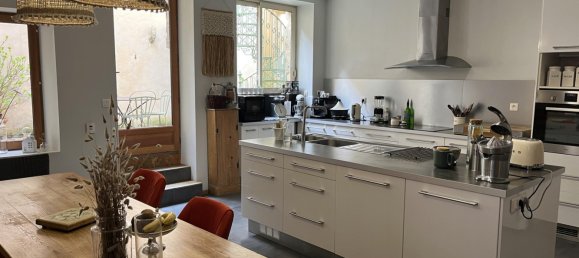 Дом с 5 спальнями в Вийяндро, Франция № 302000 5