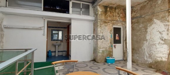214m² Building in Maiorga, Portugal No. 162223 9