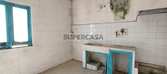 214m² Building in Maiorga, Portugal No. 162223 14