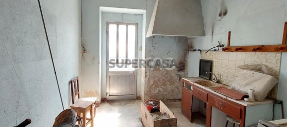 214m² Building in Maiorga, Portugal No. 162223 26