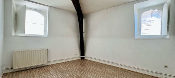 Apartamento de 4 dormitorios en Luneville, France No. 64672 12