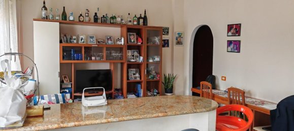 5 rooms Apartment in Massa, Italy No. 188955 3