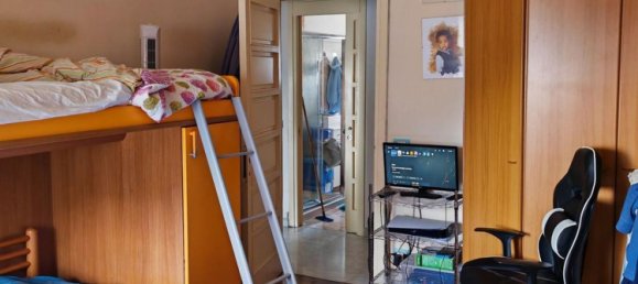 5 rooms Apartment in Massa, Italy No. 188955 12