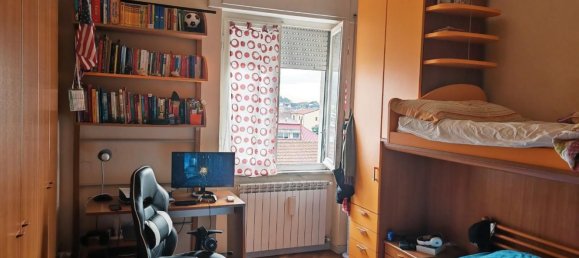 5 rooms Apartment in Massa, Italy No. 188955 11