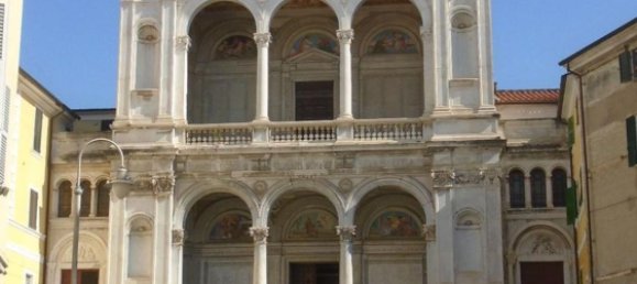 5 rooms Apartment in Massa, Italy No. 188955 27