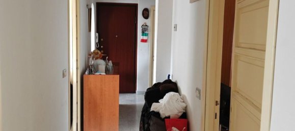 5 rooms Apartment in Massa, Italy No. 188955 5