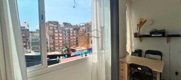 3 bedrooms Apartment in Eixample, Spain No. 159014 4