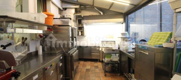 3 rooms Commercial property in Arzignano, Italy No. 177566 11
