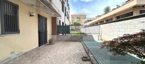 3 rooms Apartment in Cinisello Balsamo, Italy No. 29882 10