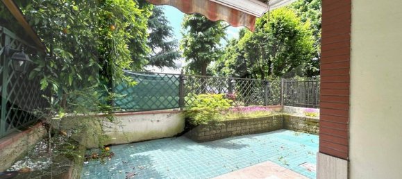 3 rooms Apartment in Cinisello Balsamo, Italy No. 29882 2