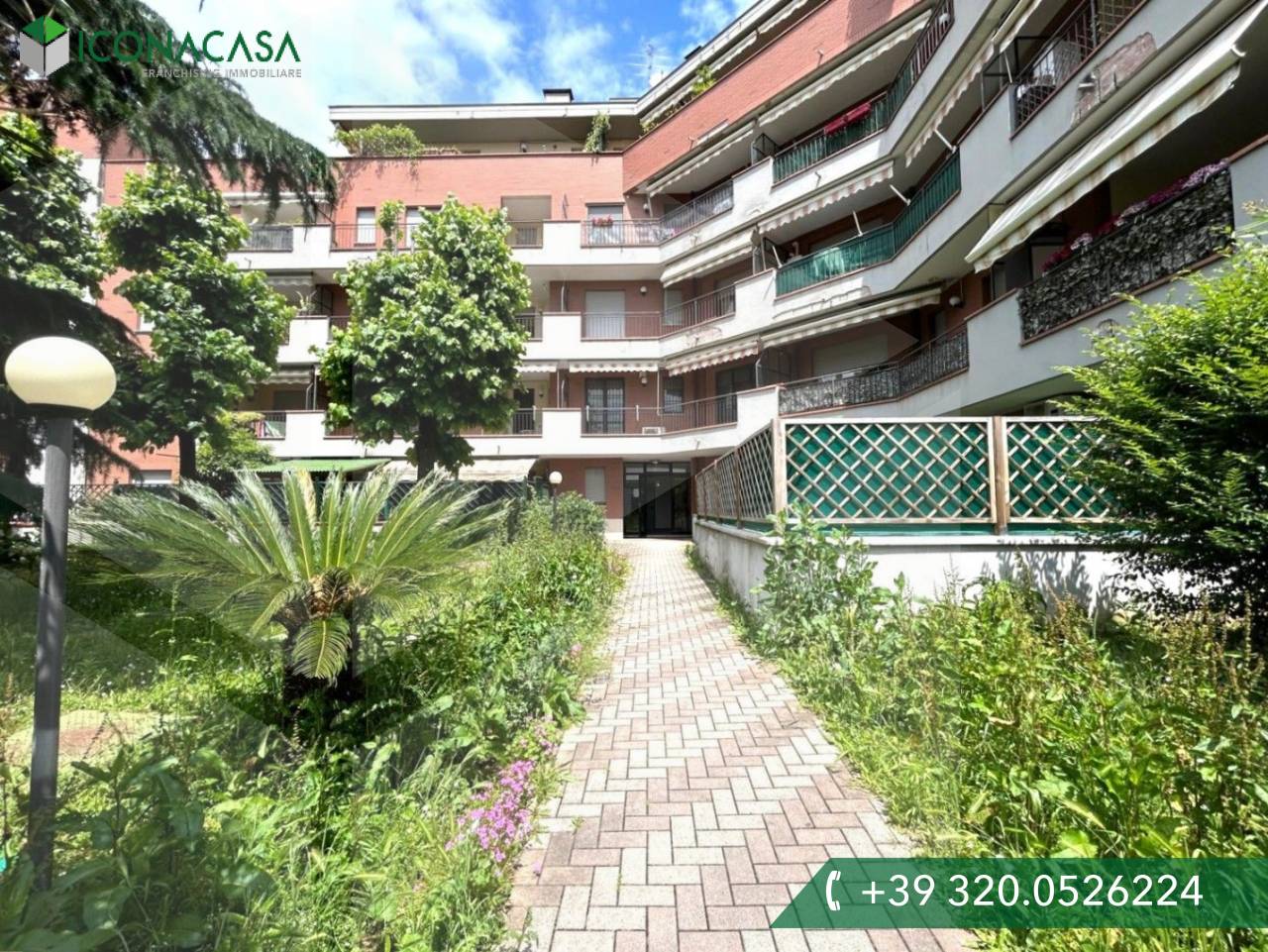 Квартира с 3 комнатами в Чинизелло Бальсамо, Италия № 29882