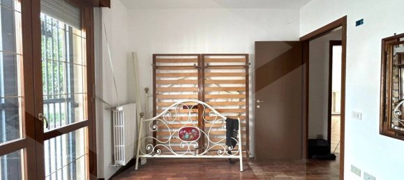 3 rooms Apartment in Cinisello Balsamo, Italy No. 29882 18