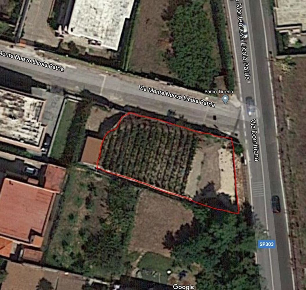 Grundstück in Pozzuoli, Italy 700m², Nr. 253896