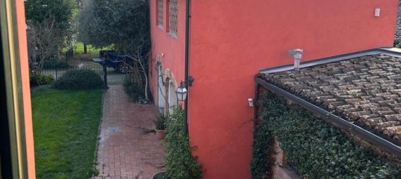 240m² Building in Luzzara, Italy No. 210054 16