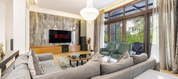 6 bedrooms Villa in Al Barari, UAE No. 8090 14