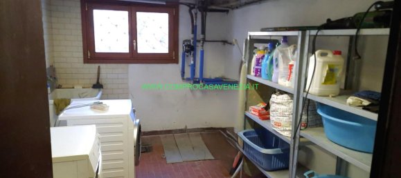 Villa de 6 habitaciónes en Preganziol, Italy No. 7553 14