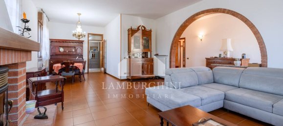 8 bedrooms Villa in Copparo, Italy No. 343099 9