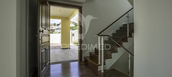 Дом с 3 спальнями в Фуншал, Португалия № 94307 3