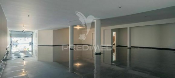 Дом с 3 спальнями в Фуншал, Португалия № 94307 7