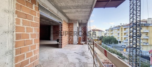 3 bedrooms Apartment in Entroncamento, Portugal No. 162648 3