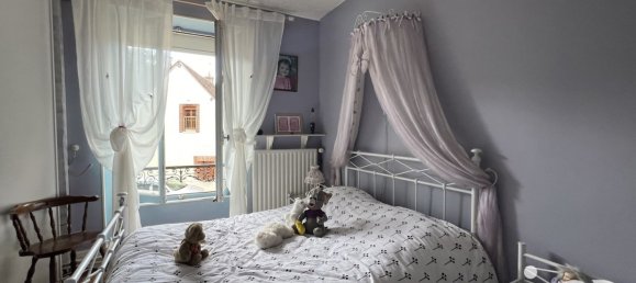 4 bedrooms House in Courtenay, France No. 254069 8