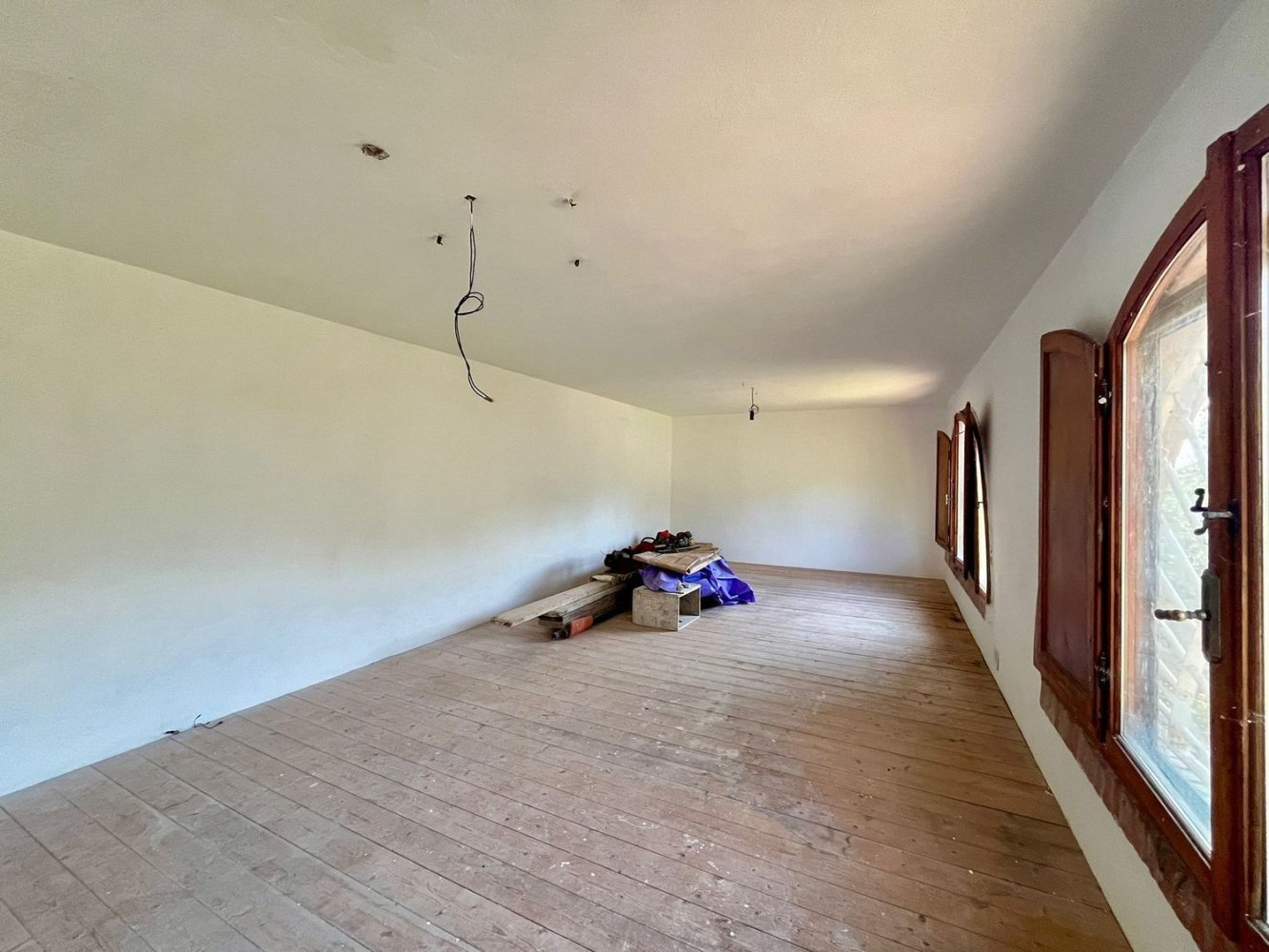 Villa de 6 dormitorios en Calci, Italy No. 336742