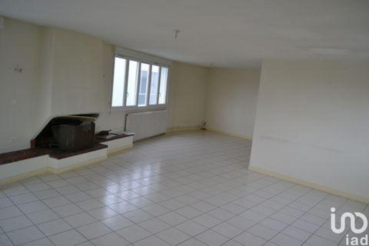 Apartamento com 4 quartos em condomínio em Panazol, France N.º 34482