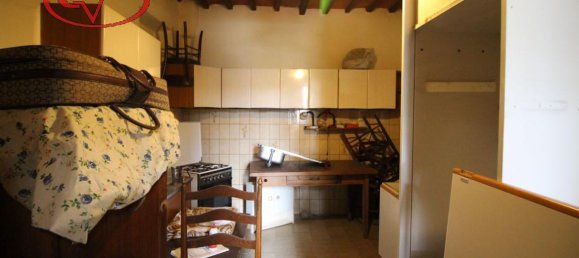 3 rooms Apartment in San Giovanni Valdarno, Italy No. 230880 2