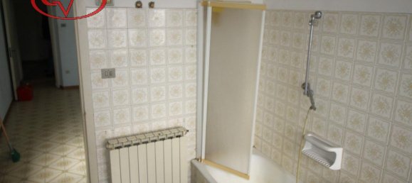 3 rooms Apartment in San Giovanni Valdarno, Italy No. 230880 13