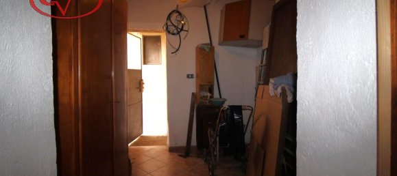 3 rooms Apartment in San Giovanni Valdarno, Italy No. 230880 4