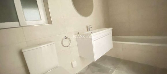 2 bedrooms Apartment in Sliema, Malta No. 10212 16