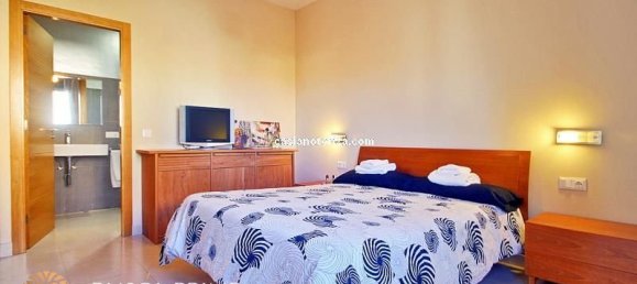 7 bedrooms Villa in Calpe, Spain No. 1499 6