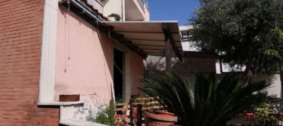 8 rooms House in Pomezia, Italy No. 186353 4