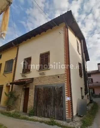 Apartamento T2 em Inverigo, Italy N.º 386670