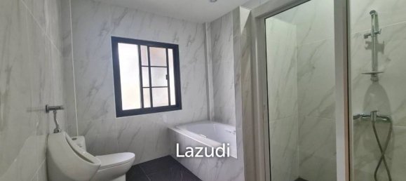 Café / restaurante T2 em Bang Sare, Thailand N.º 15725 7