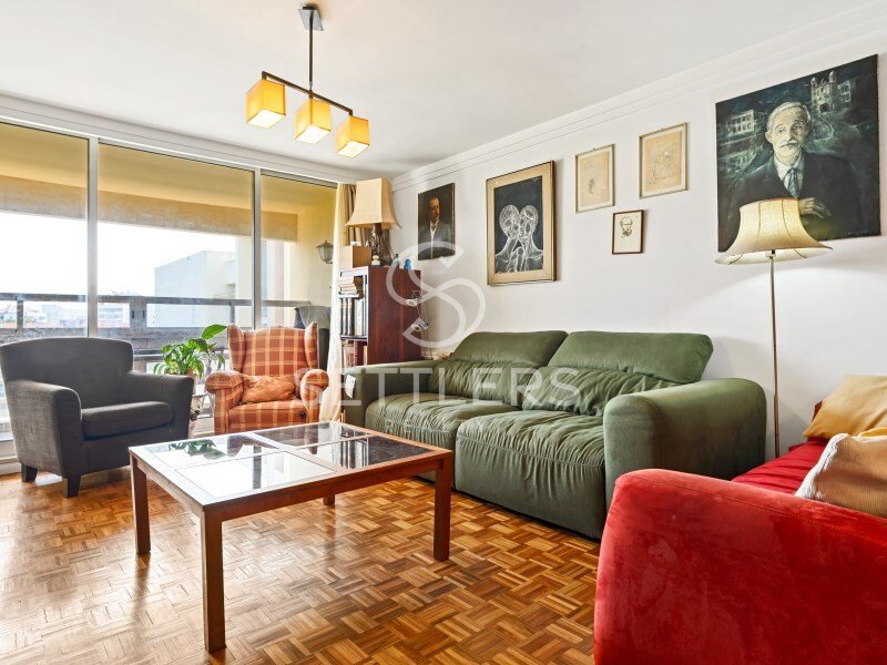 Apartamento de 3 dormitorios en Cascais, Portugal No. 291379